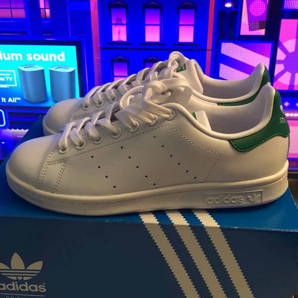 Stan Smith Adidas ( Never worn )